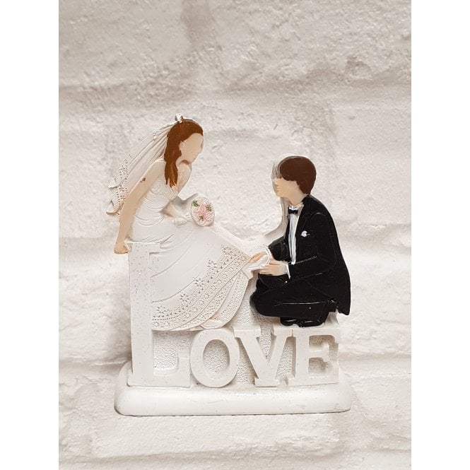 Love Wedding Topper